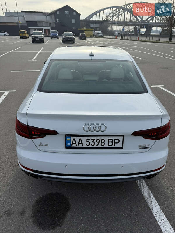 Седан Audi A4 2017 в Киеве