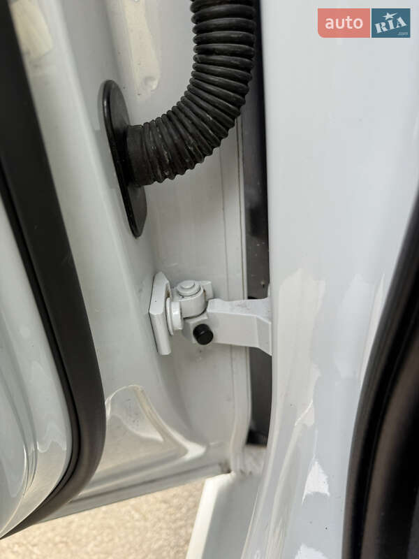 Седан Audi A4 2017 в Киеве