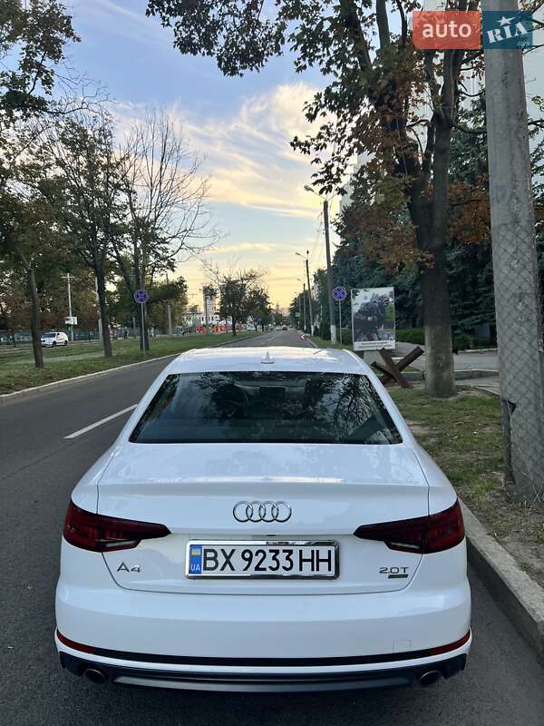 Седан Audi A4 2018 в Харкові