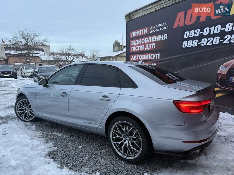 Седан Audi A4 2016 в Стрию