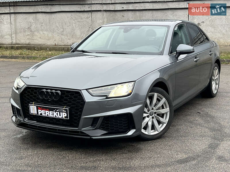 Седан Audi A4 2016 в Киеве