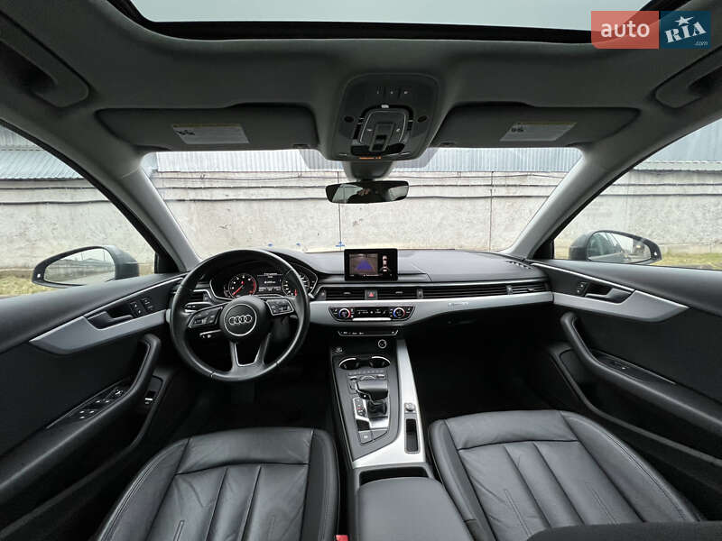 Седан Audi A4 2016 в Киеве