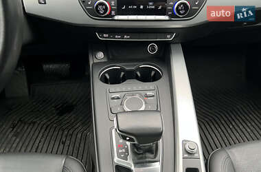 Седан Audi A4 2016 в Киеве