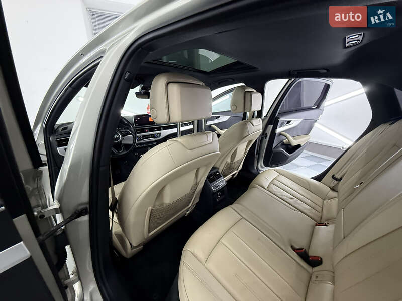 Седан Audi A4 2017 в Трускавці