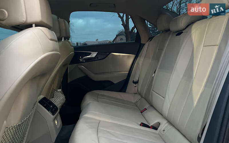 Седан Audi A4 2016 в Коломые