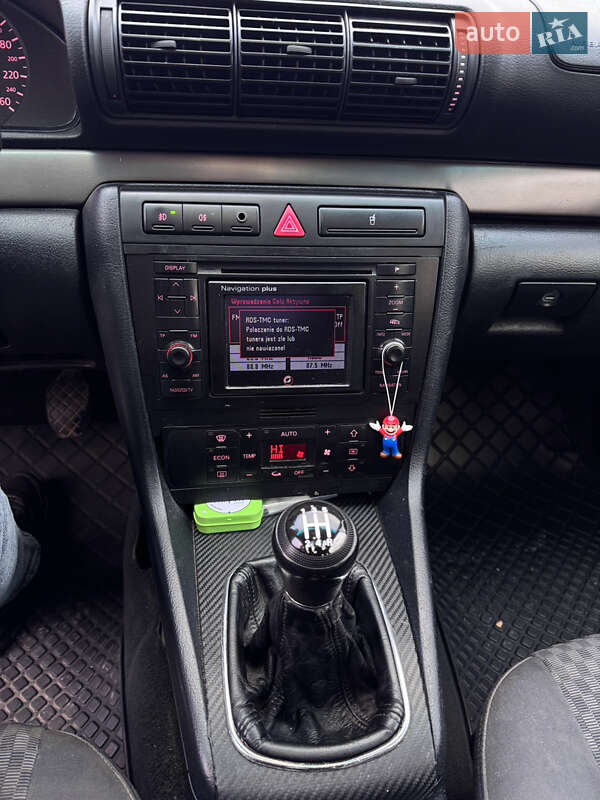 Седан Audi A4 1999 в Звягелі