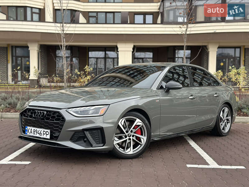 Седан Audi A4 2023 в Киеве