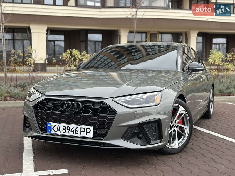 Седан Audi A4 2023 в Киеве