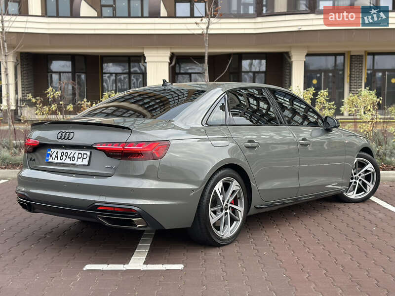 Седан Audi A4 2023 в Киеве