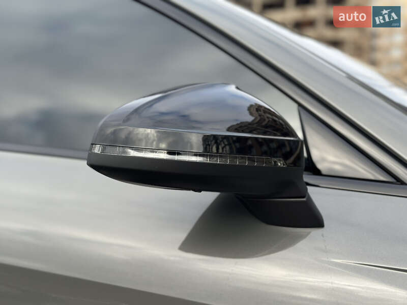 Седан Audi A4 2023 в Киеве