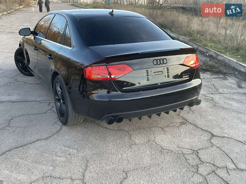 Седан Audi A4 2010 в Каменском