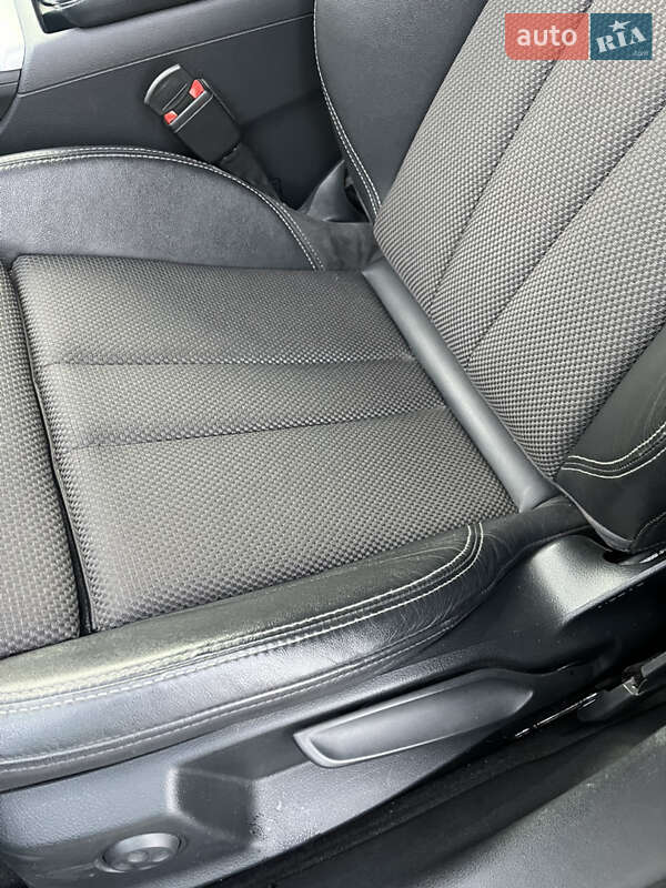 Универсал Audi A4 2016 в Дунаевцах