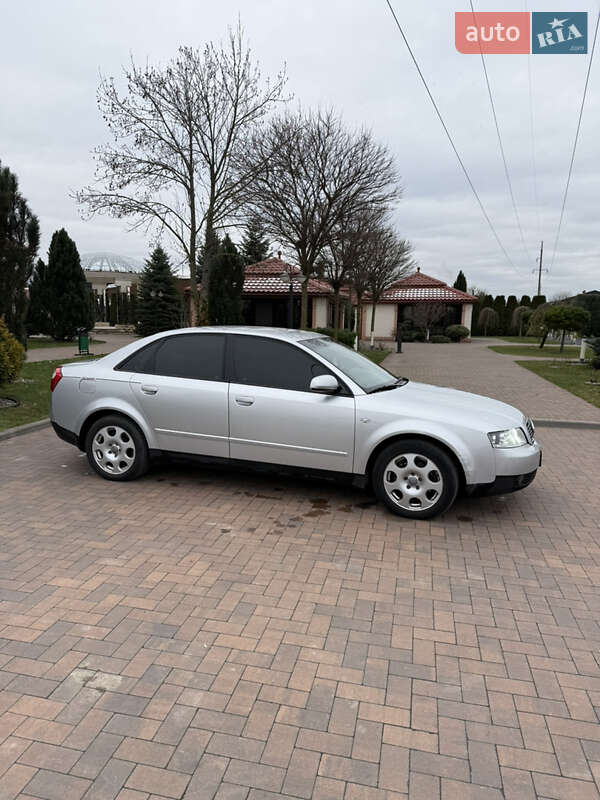 Седан Audi A4 2002 в Ивано-Франковске