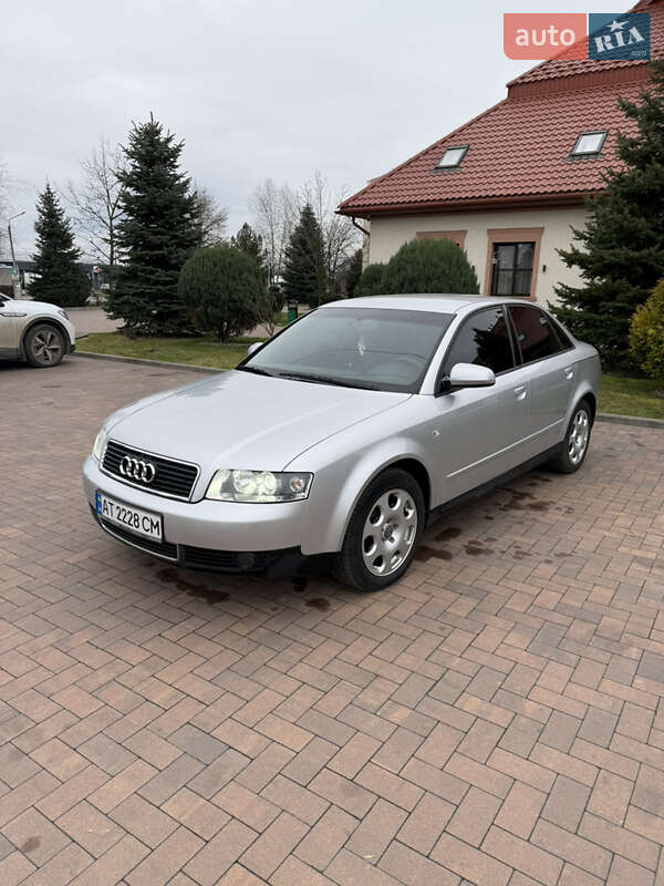 Седан Audi A4 2002 в Ивано-Франковске