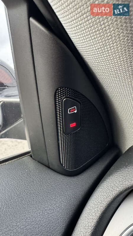 Седан Audi A4 2014 в Киеве