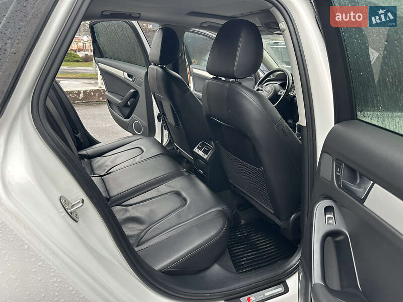 Седан Audi A4 2015 в Виннице