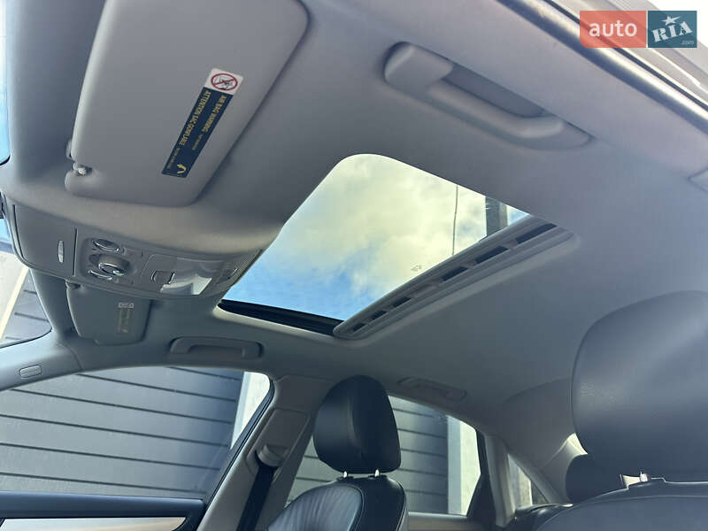 Седан Audi A4 2015 в Виннице