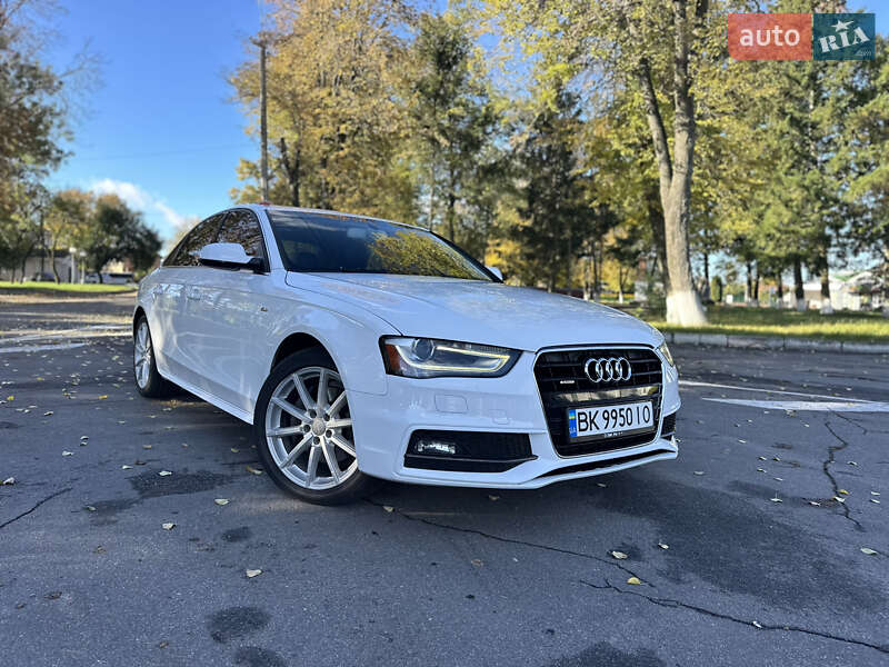 Седан Audi A4 2015 в Виннице