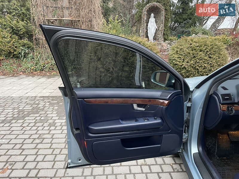 Седан Audi A4 2002 в Львові
