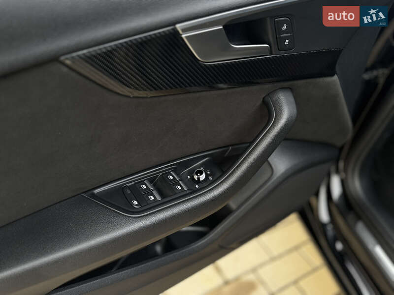 Універсал Audi A4 2021 в Трускавці