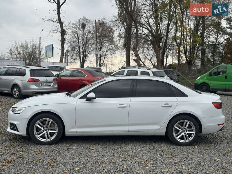 Седан Audi A4 2016 в Хмельницком