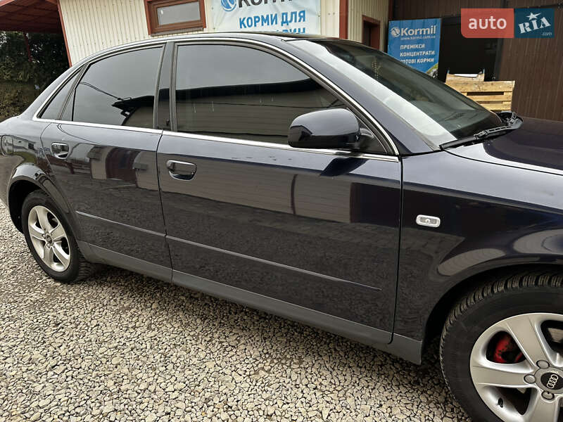 Седан Audi A4 2001 в Снятине