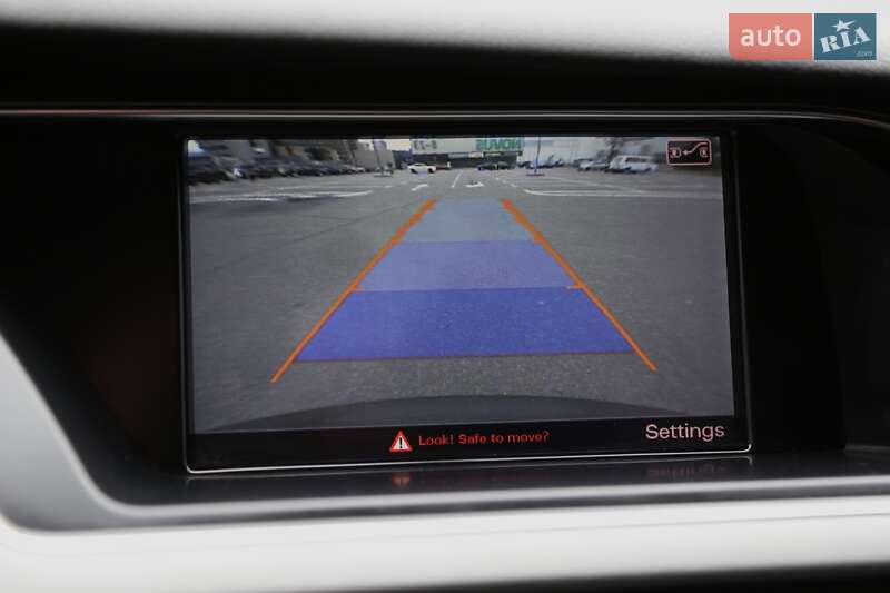 Седан Audi A4 2013 в Києві