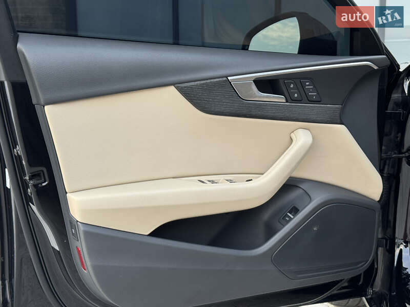 Седан Audi A4 2016 в Тернополі