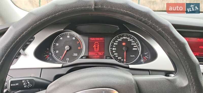 Седан Audi A4 2008 в Дніпрі