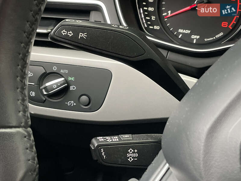 Универсал Audi A4 2018 в Киеве