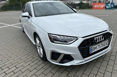 Седан Audi A4 2022 в Ромнах