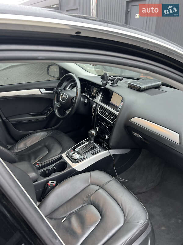 Седан Audi A4 2014 в Сокирянах