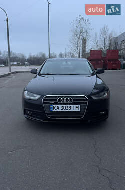 Седан Audi A4 2012 в Киеве