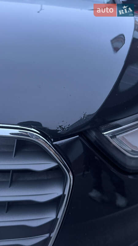 Седан Audi A4 2012 в Києві