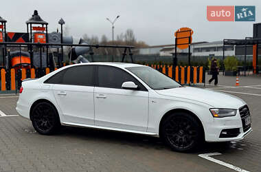 Седан Audi A4 2013 в Виннице