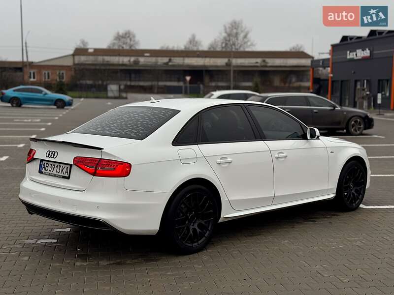 Седан Audi A4 2013 в Виннице