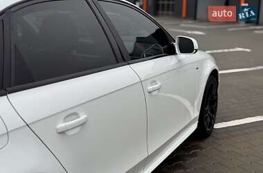 Седан Audi A4 2013 в Виннице