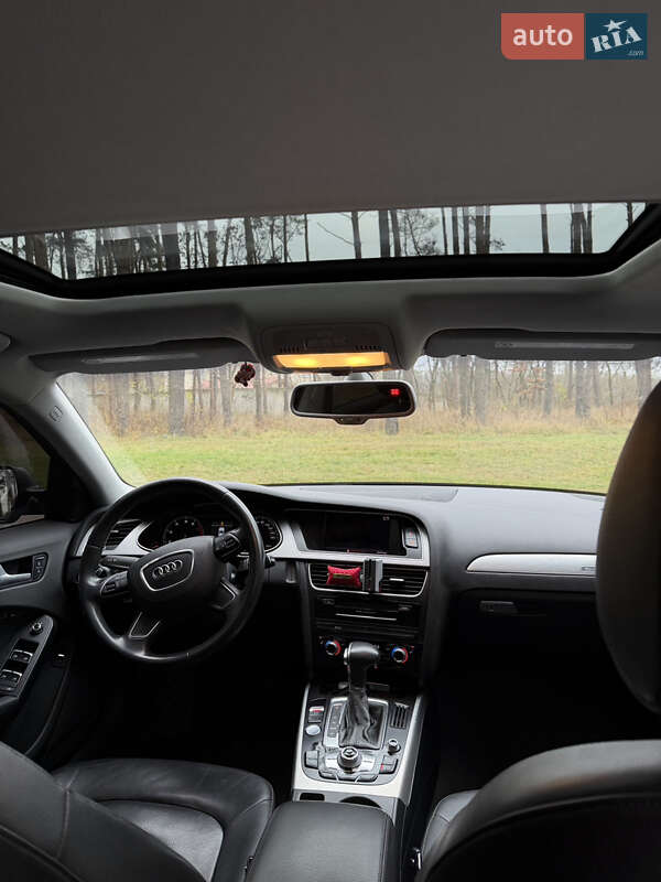 Седан Audi A4 2013 в Житомирі