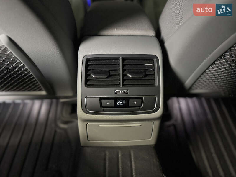 Універсал Audi A4 2016 в Мукачевому