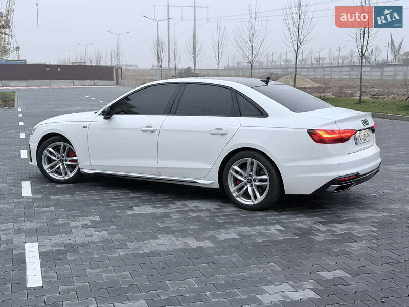 Седан Audi A4 2023 в Киеве