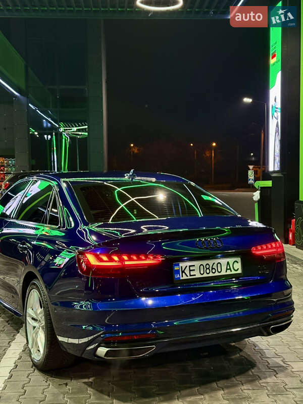 Седан Audi A4 2020 в Днепре
