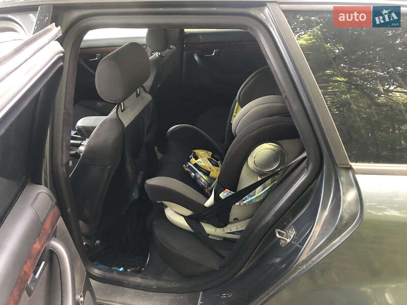 Универсал Audi A4 2001 в Ирпене