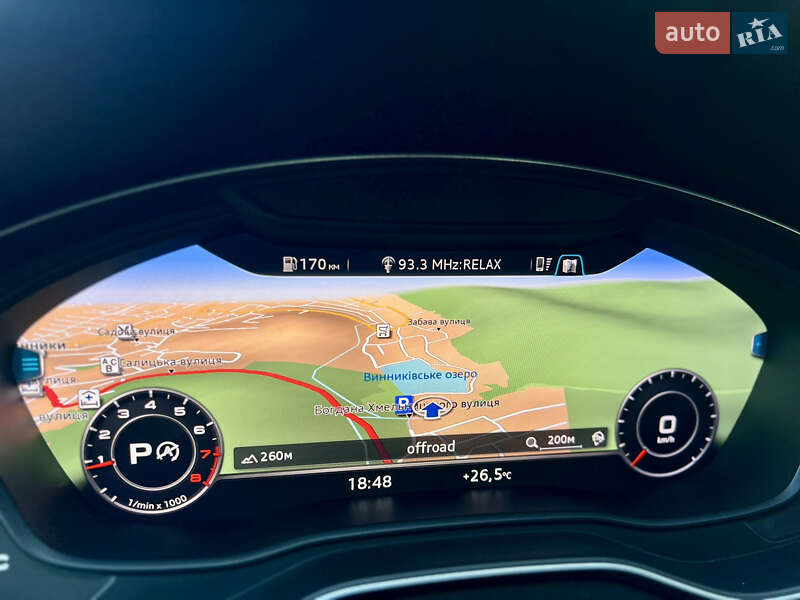 Седан Audi A4 2017 в Львове