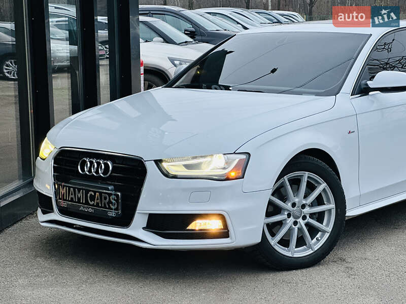 Седан Audi A4 2013 в Харкові