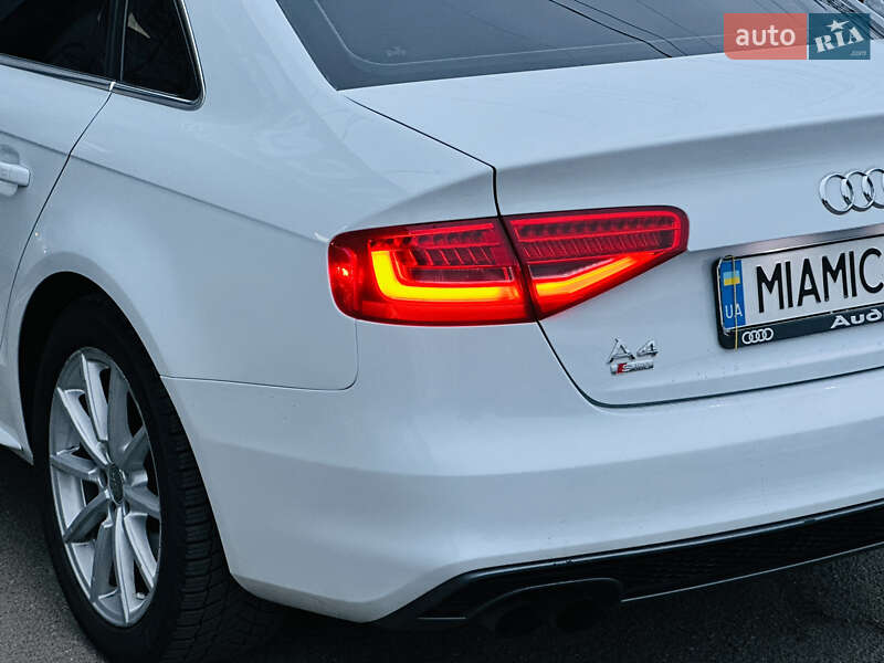 Седан Audi A4 2013 в Харкові