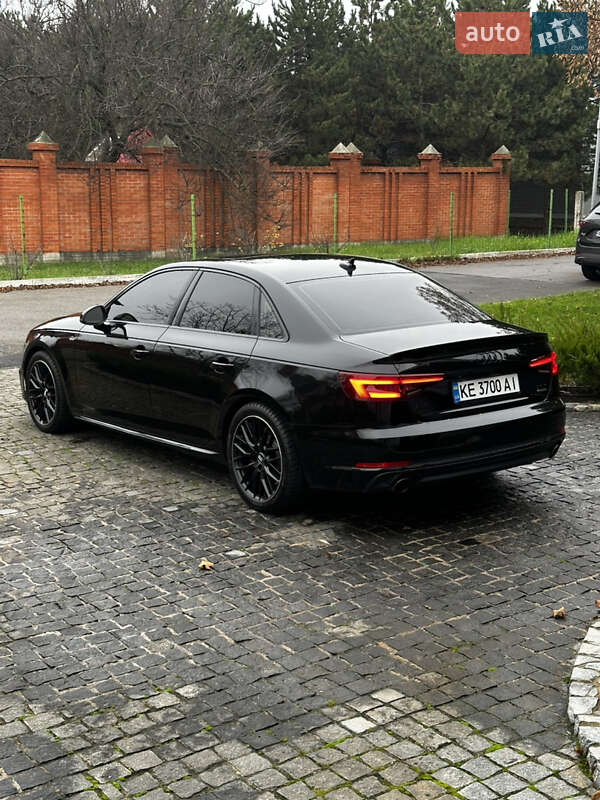 Седан Audi A4 2017 в Днепре
