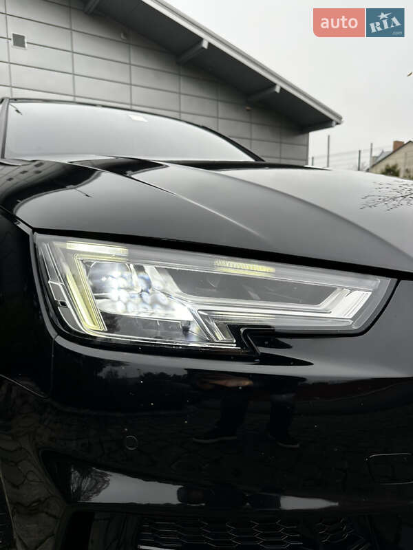 Седан Audi A4 2017 в Днепре