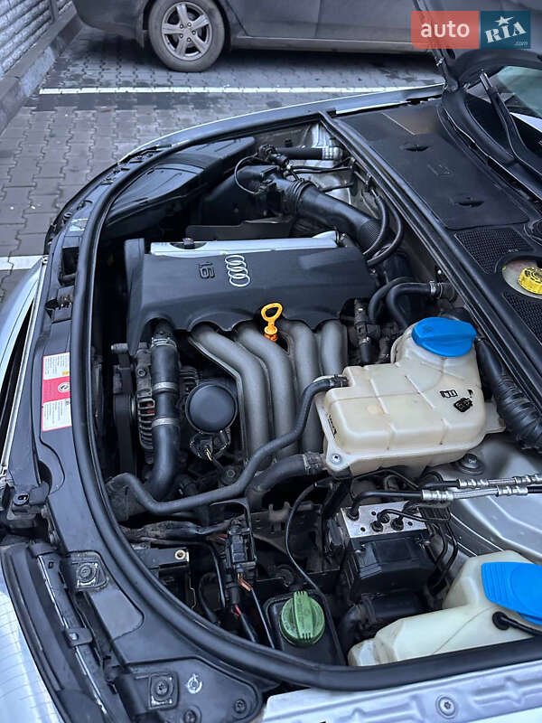 Седан Audi A4 2003 в Виннице