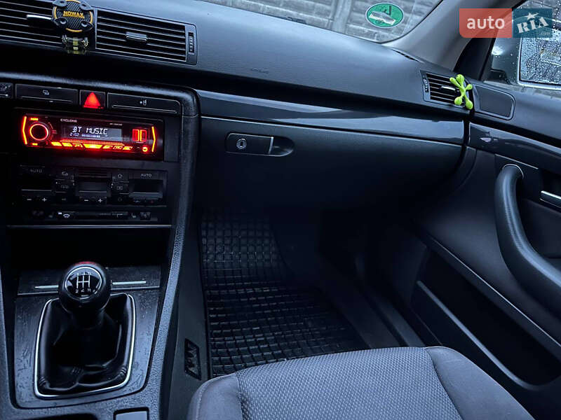 Седан Audi A4 2003 в Виннице