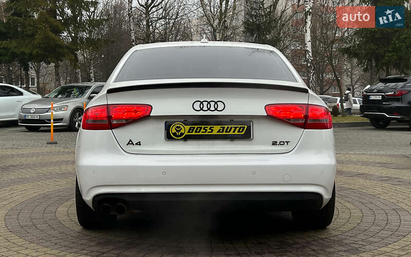 Седан Audi A4 2013 в Львове